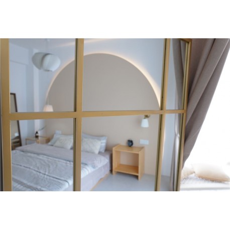 New Yorker Spejl med guldfarvet ramme i jern str 220x110cm
