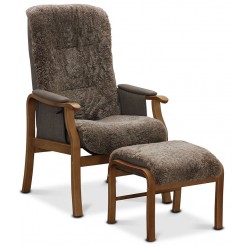 Oxford otium lænestol med skammel - Fåreskind med Mahogni stel