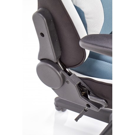 CAYMAN o. stol